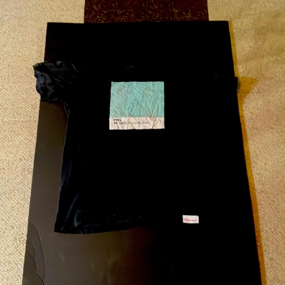 Diamond brand short sleeve t-shirt size medium
